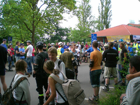 Kurz vor dem Startschuss zur Haßlocher Skatenight 2009