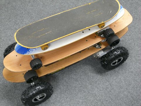 Elektro-Skateboard Stack