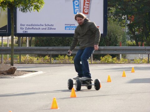 Slalom mit dem MB 800