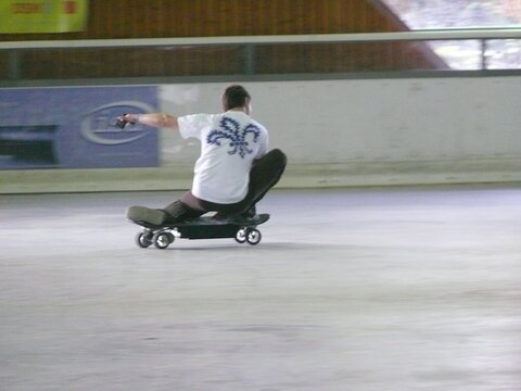 1. Deutsche Meisterschaft im E-Skateboarding