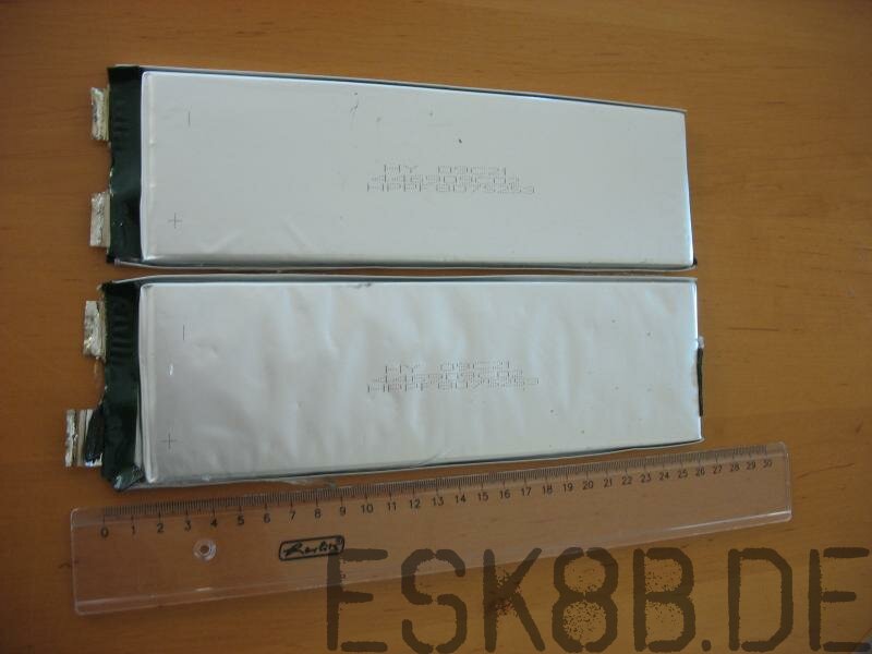 LiFePo-Zellen aus ES800
26x8x0,8 cm