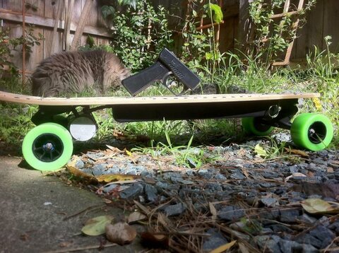really cool looking board...just doesnt work right outside of the box brand new. Cant wait to ride it once fixed! =D