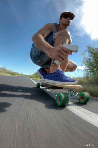 Evolve Snubnose in Action
http://www.evolveskateboards.de/