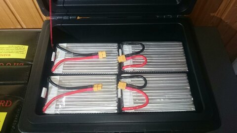 4x 6S 22,2V LiPo