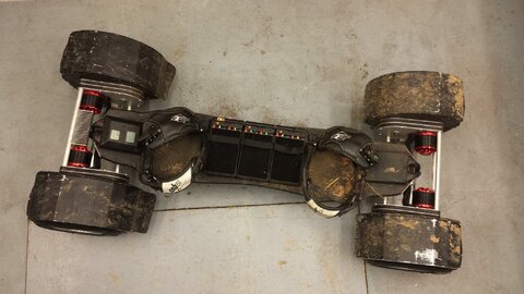 neue c6364 Motoren mit integrierten Hall Sensoren am Monster