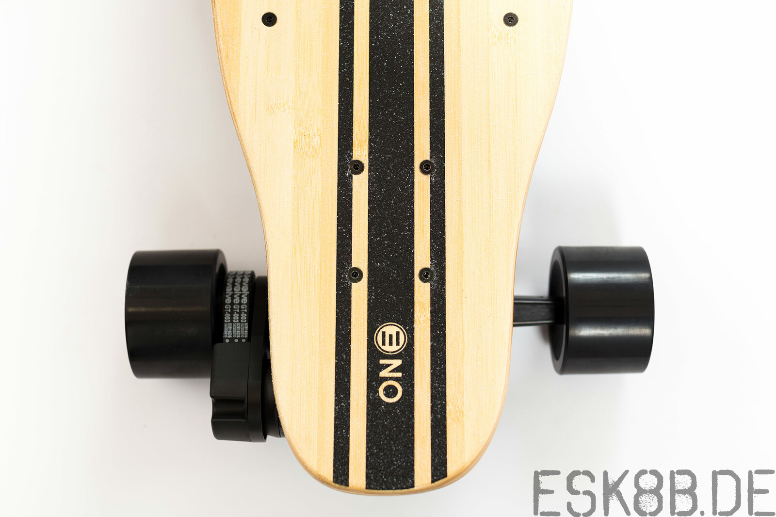Evolve ONE Elektroskateboard
http://www.evolveskateboards.de/