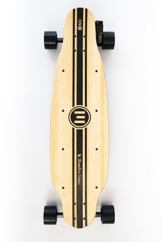 Evolve ONE Elektroskateboard
http://www.evolveskateboards.de/