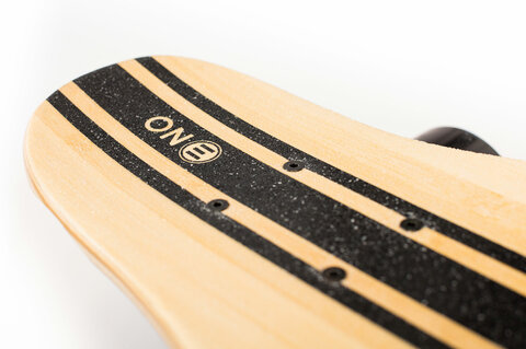 Evolve ONE Elektroskateboard
http://www.evolveskateboards.de/