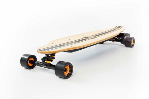 Evolve ONE Elektroskateboard
http://www.evolveskateboards.de/