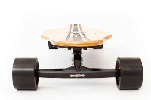 Evolve ONE Elektroskateboard
http://www.evolveskateboards.de/