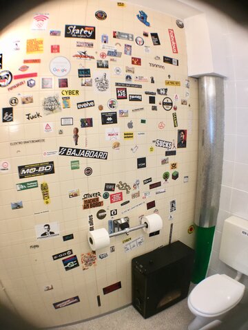 Sticker wall of toilet